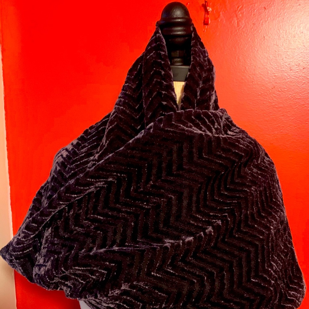 Devore Burned Velvet Scarf - Picture 2 of 3